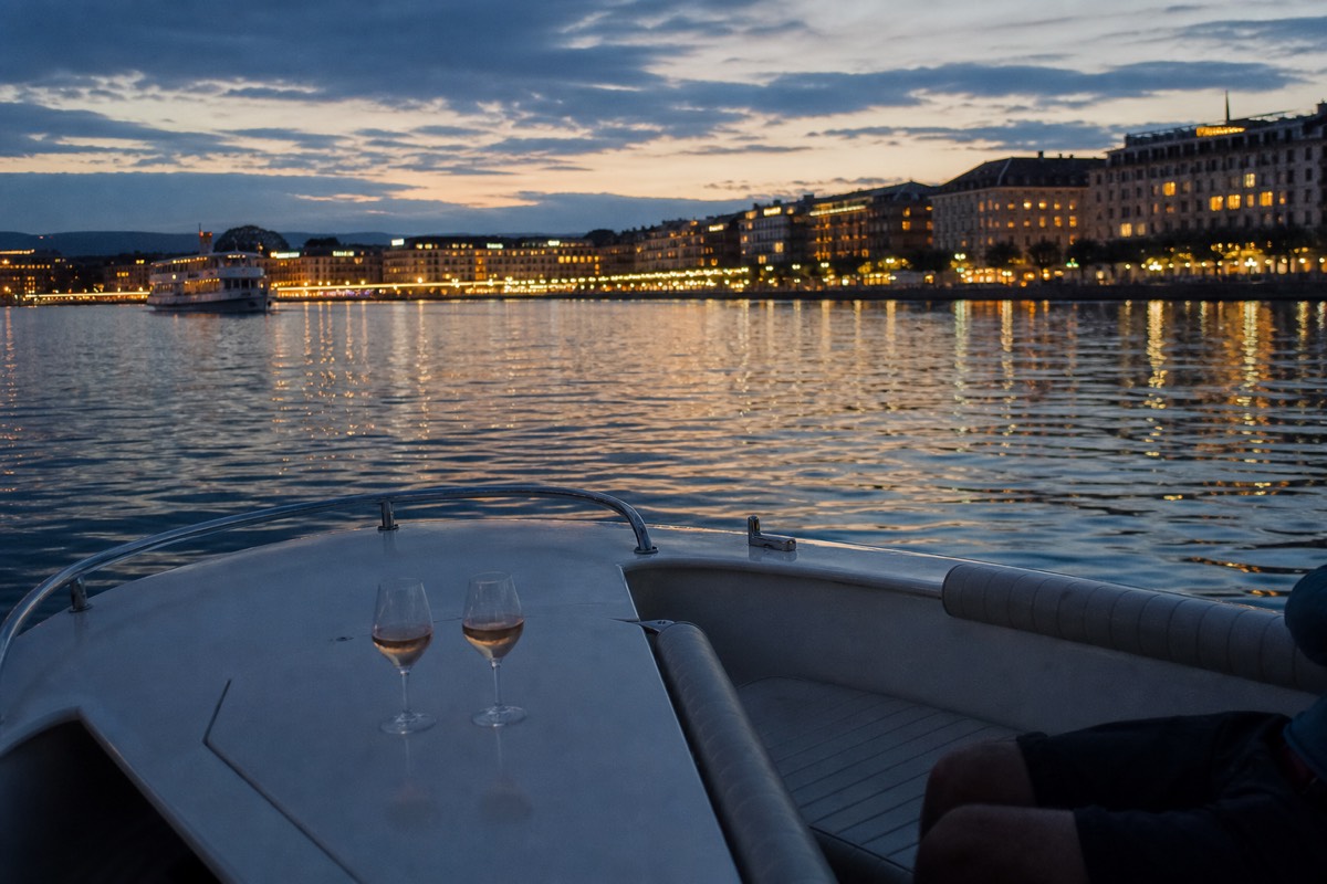 Private Aperitif Cruise on Lake Geneva
